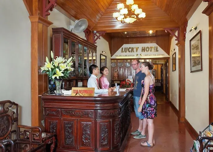 Lucky Central Hotel & Travel